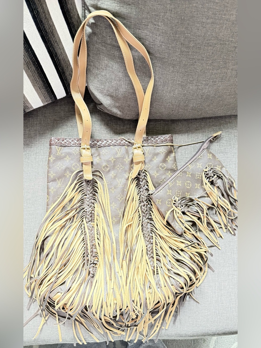 Fringed Tote Bag in Brown and Tan with chain wristlet Like New